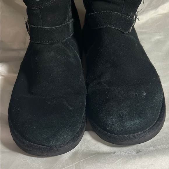 UGG Maddi Black Suede Winter Boots with Fur Trim - Picture 4 of 11